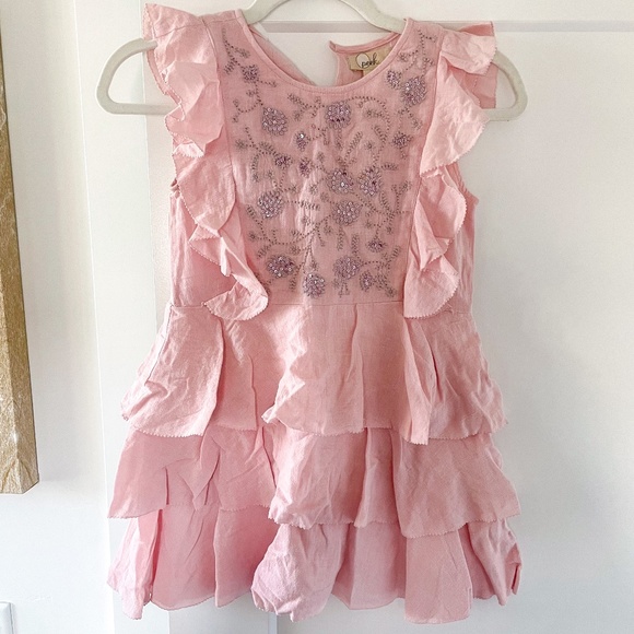 Peek dress